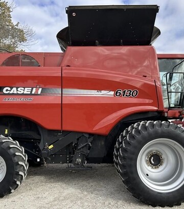 Зернозбиральний комбайн Case IH 6130, 2012 р.в, 3973 м/год, б/в - фото 3