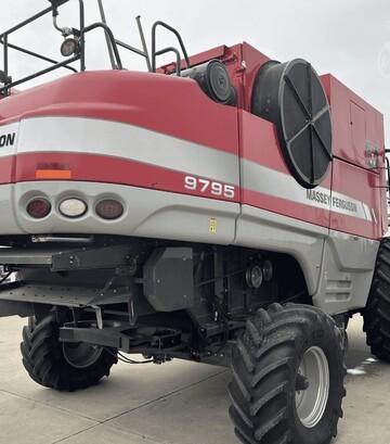 Зернозбиральний комбайн Massey Ferguson 9795, 2010 р.в, 1937 м/год, б/в - фото 2