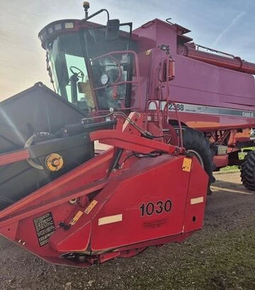 Зерноуборочный комбайн Case IH 2388, 1999 г.в, 1949 м/ч, б/у - фото 2