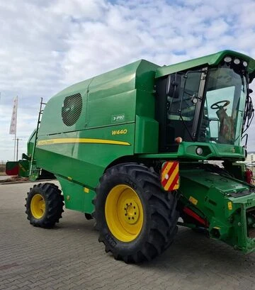 Зерноуборочный комбайн John Deere W440, 2017 г.в, 2395 м/ч, б/у - фото 3