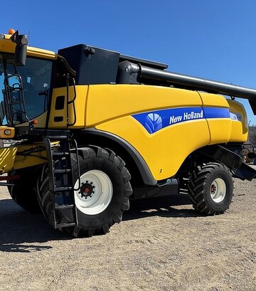 Зернозбиральний комбайн New Holland CX 8080, 2009 р.в, 2800 м/год, б/в - фото 2