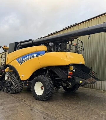 Зернозбиральний комбайн New Holland CR 9070, 2013 р.в, 2807 м/год, б/в - фото 2