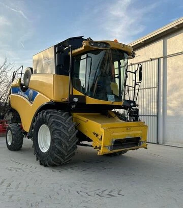Зерноуборочный комбайн New Holland CX 5.80, 2013 г.в, 2300 м/ч, б/у - фото 2