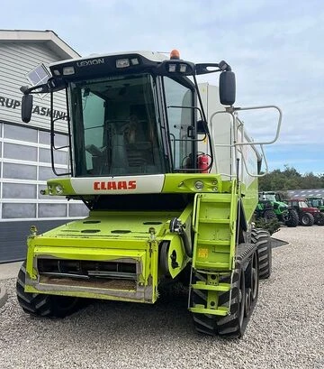 Зерноуборочный комбайн Claas Lexion 560, 2008 г.в, 3788 м/ч, б/у - фото 2