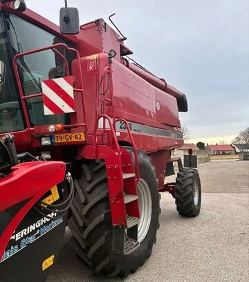 Зернозбиральний комбайн Case IH 2388, 2002 р.в, 4330 м/год, б/в - фото 2