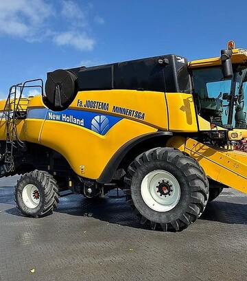 Зернозбиральний комбайн New Holland CX 820, 2004 р.в, 2411 м/год, б/в - фото 3