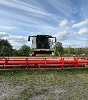 Зерноуборочный комбайн Claas Lexion 580 TT, 2010 г.в, 4356 м/ч, б/у - фото 2