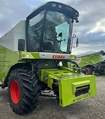 Зерноуборочный комбайн Claas Avero 240, 2021 г.в, 203 м/ч, б/у - фото 2