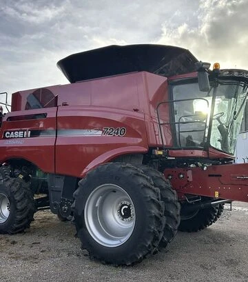 Зернозбиральний комбайн Case IH 7240, 2016 р.в, 2411 м/год, б/в - фото 2