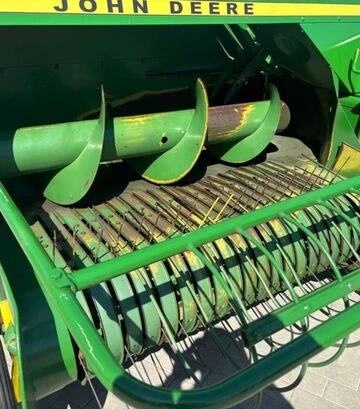 Пресс-подборщик тюковый John Deere 332, б/у - фото 3