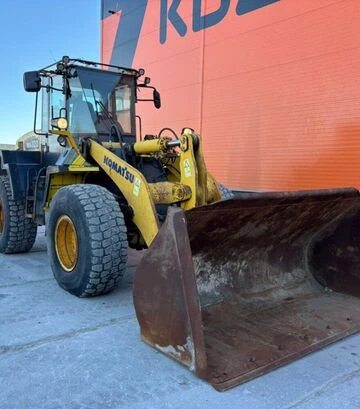 Навантажувач фронтальний Komatsu WA 320-5, 2008 р.в., 15808 м/год, б/в - фото 3