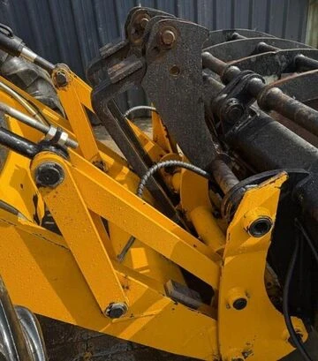 Экскаватор-погрузчик JCB 5CX WASTEMASTER, 2017 г.в., 5280 м/ч, б/у - фото 3