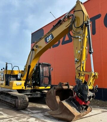 Экскаватор гусеничный Caterpillar 320, 2018, г.в., 6587 м/ч, б/у - фото 3