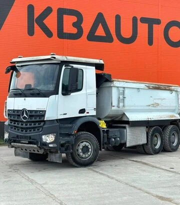 Самосвал Mercedes-Benz Arocs 3363 6x4, 2022 г.в., 124874 км, б/у - фото 2