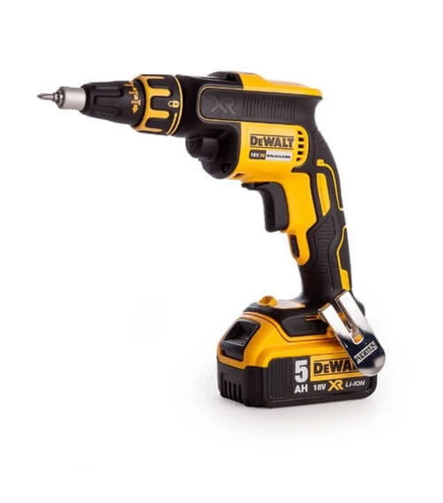 Шуруповерт акумуляторний DeWALT DCF620P2K в кейсі