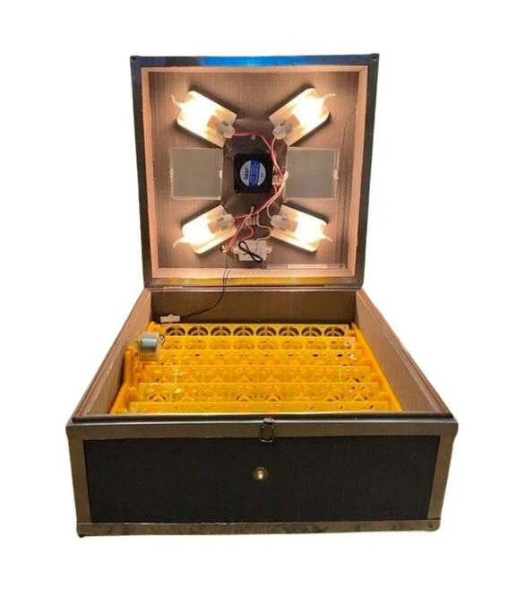 Інкубатор автоматичний Квочка 56 (220 В)