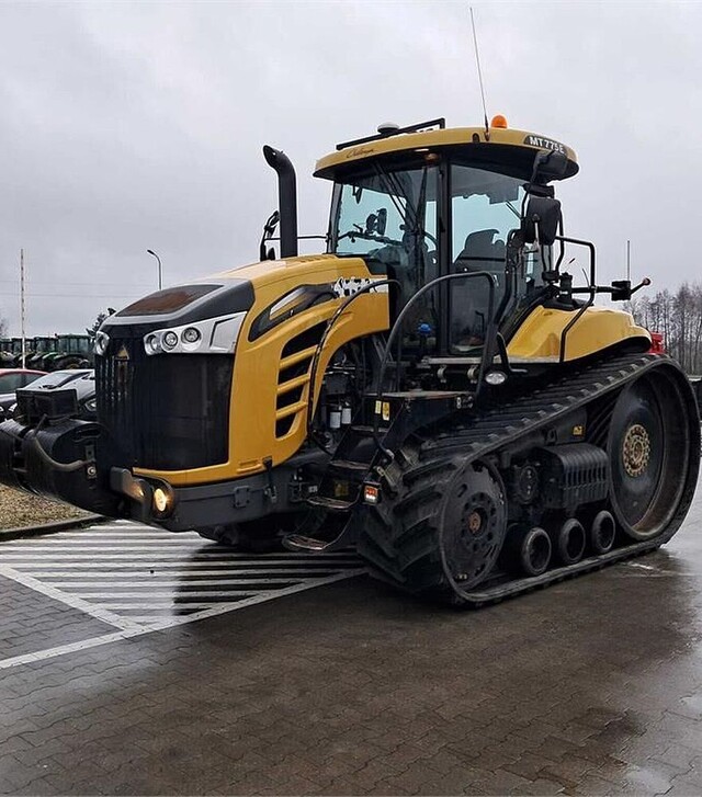 Гусеничный трактор Challenger MT 775 E, 2017 г.в, 6856 м/ч, б/у