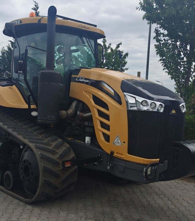 Трактор гусеничний Challenger MT 755 E, 2016 р.в, 3512 м/год, б/в