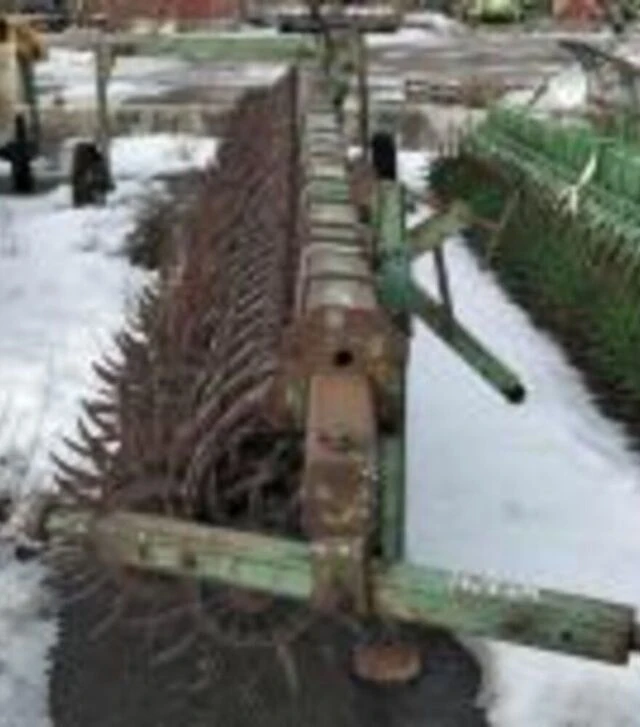 Борона ротаційна навісна John Deere 400, 9 м, диск 52 см, б/в