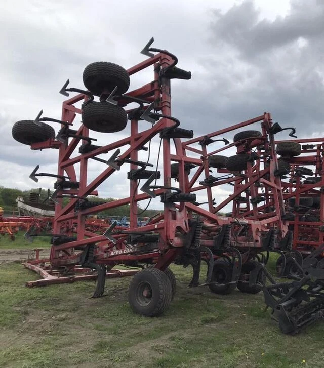 Культиватор Horsch FG 12.30, 2011 р.в, 11,7 м, з пружинною бороною, б/в