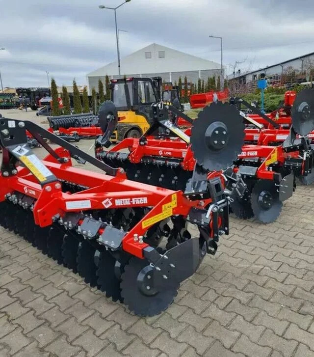 Лущильник дисковий навісний Metal-Fach U741, 3 м