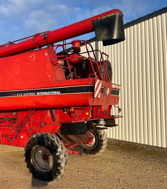 Зерноуборочный комбайн Case IH 1680, 1989 г.в, 4955 м/ч, б/у