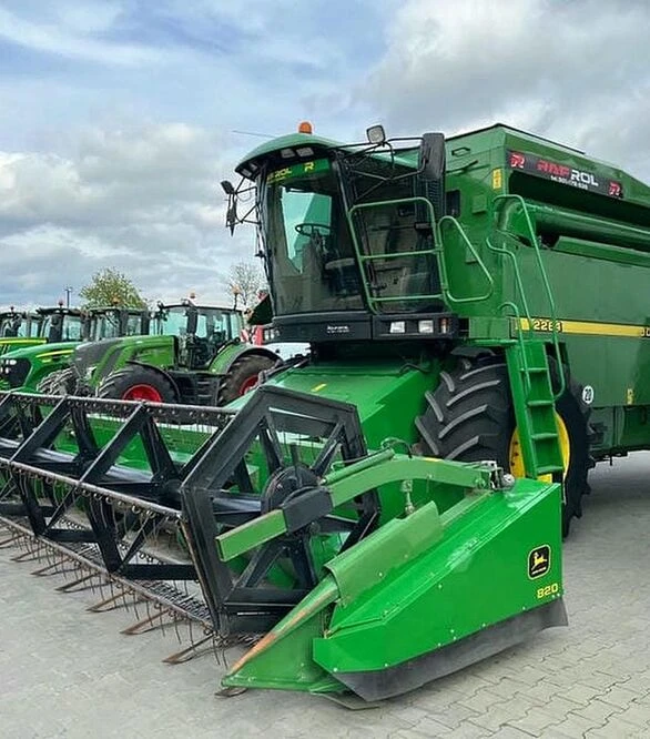 Зернозбиральний комбайн John Deere 2264, 1998 р.в, 4200 м/год, б/в