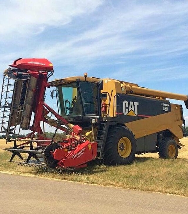 Зернозбиральний комбайн CAT Lexion 460, 4750 м/год, б/в