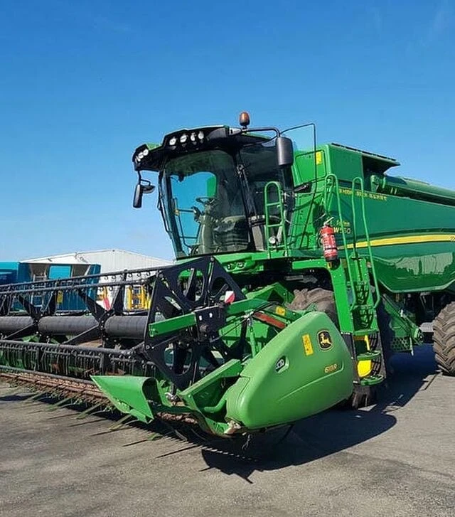 Зернозбиральний комбайн John Deere W 550, 2017 р.в, 668 м/год, б/в