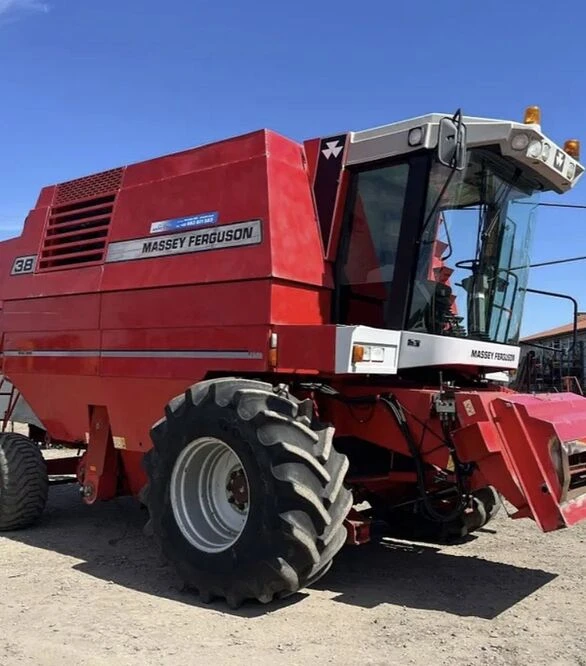 Зерноуборочный комбайн Massey Ferguson 38, 1997 г.в, 5000 м/ч, б/у