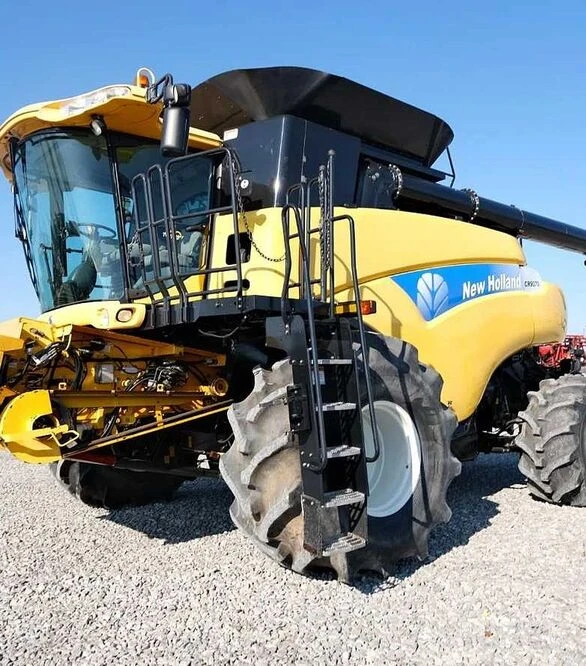 Зернозбиральний комбайн New Holland CR 9070, 2011 р.в, 2027 м/год, б/в