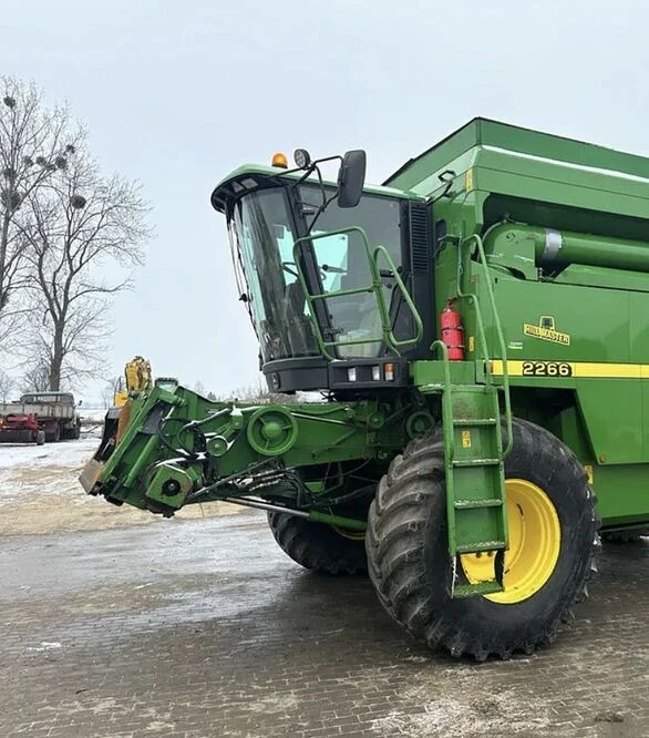 Зернозбиральний комбайн John Deere 2266 Hillmaster, 1998 р.в, 3200 м/год, б/в
