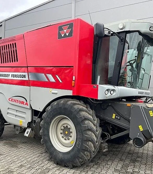 Зерноуборочный комбайн Massey Ferguson Centora 7282 AL, 2009 г.в, 2400 м/ч, б/у