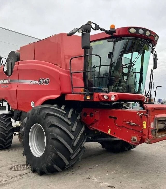 Зернозбиральний комбайн Case IH Axial-Flow 8010, 2008 р.в, 3947 м/год, б/в