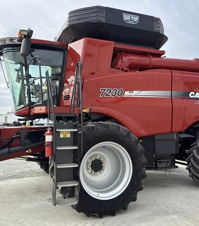 Зерноуборочный комбайн Case IH 7230, 2013 г.в, 3010 м/ч, б/у
