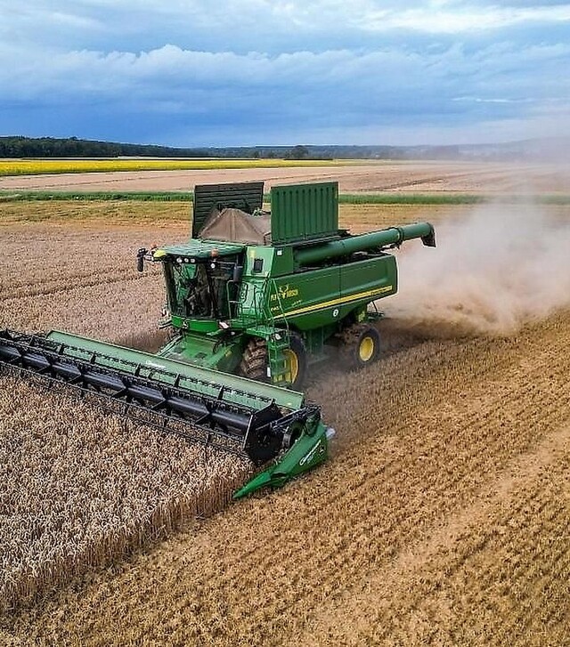 Зерноуборочный комбайн John Deere S690i, 2010 г.в, 2900 м/ч, б/у