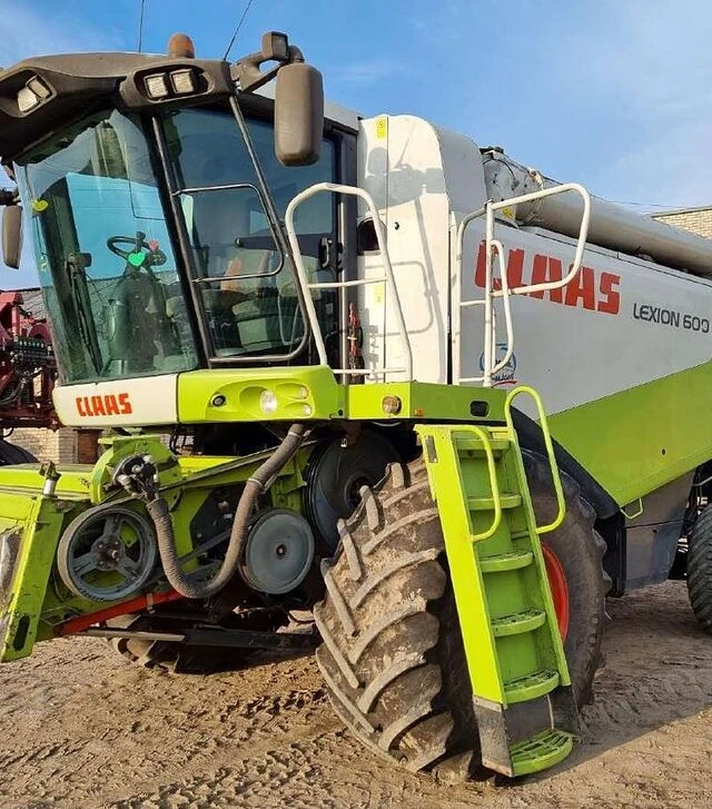 Зернозбиральний комбайн Claas Lexion 600, 2006 р.в, 4200 м/год, б/в