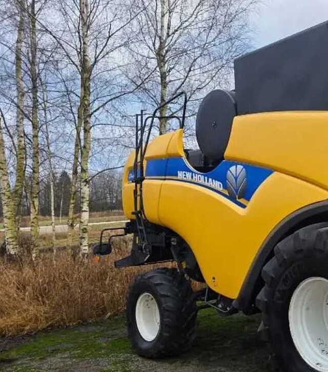 Зерноуборочный комбайн New Holland CX6090, 2013 г.в, 2980 м/ч, б/у