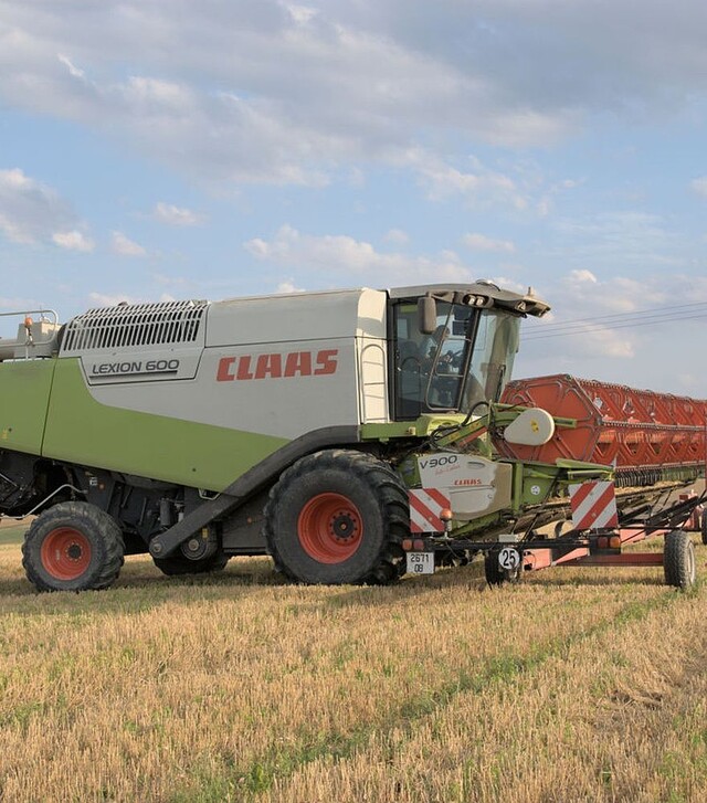 Зернозбиральний комбайн Claas Lexion 600, 2006 р.в, 3835 м/год, б/в