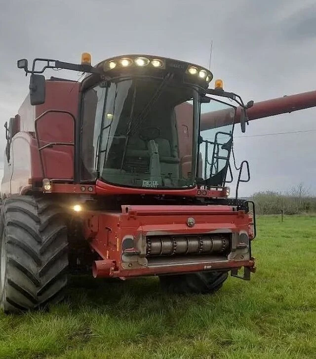 Зернозбиральний комбайн Case IH Axial-Flow 8230, 2013 р.в, 3398 м/год, б/в