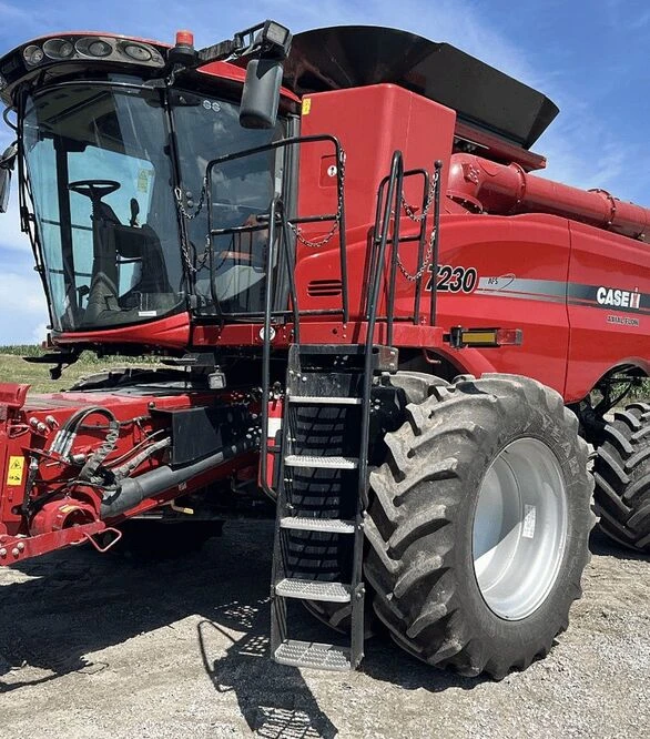 Зернозбиральний комбайн Case IH 7230, 2014 р.в, 2680 м/год, б/в