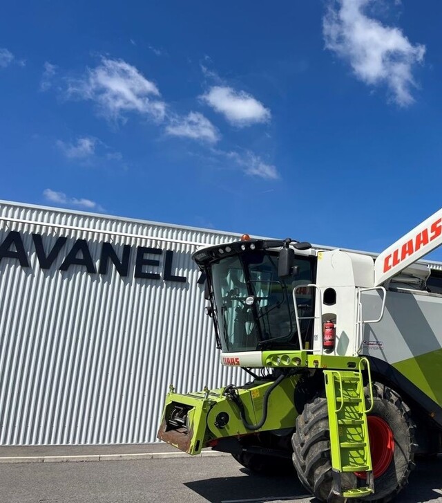 Зернозбиральний комбайн Claas Lexion 740, 2015 р.в, 3490 м/год, б/в