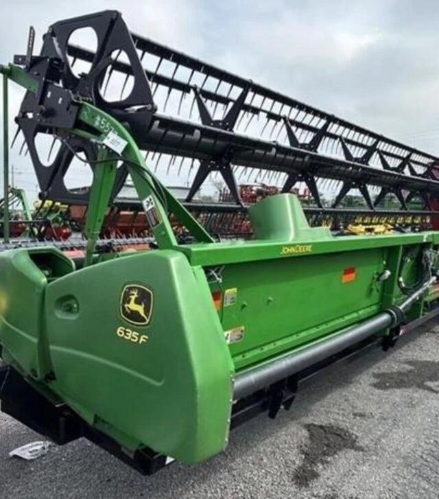 Жниварка зернова John Deerе 635F Hydra-Flex, 10,5 м, 2008 р, б/в
