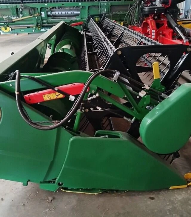 Жниварка зернова John Deere 625F, 2023 р.в, б/в