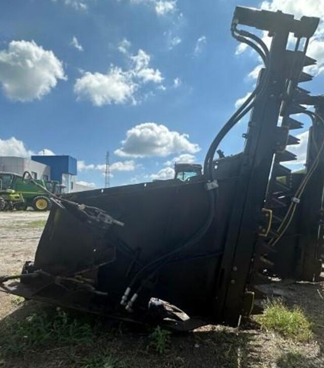 Приставка для збирання ріпаку Biso під John Deere 630, 9,1 м, б/в