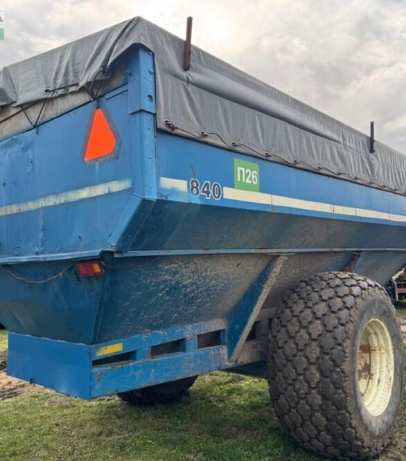 Перенавантажувач-бункер зерна KINZE 840, б/в