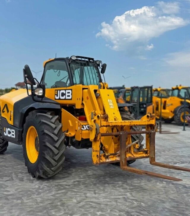 Телескопический погрузчик JCB 531-70, 2019 г.в., 2200 м/ч, б/у (25050046)