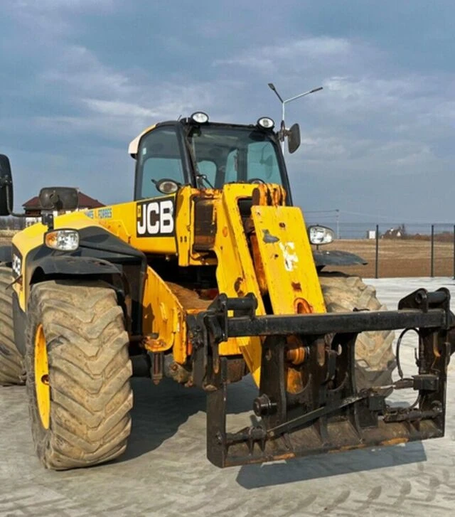 Телескопический погрузчик JCB 541-70 AGRI SUPER, 2014 г.в., 5277 м/час, б/у (25030026)