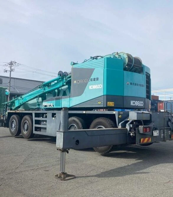 Автокран KOBELCO RK700 EG03, 2011 г.в., 5800 м/ч, б/у