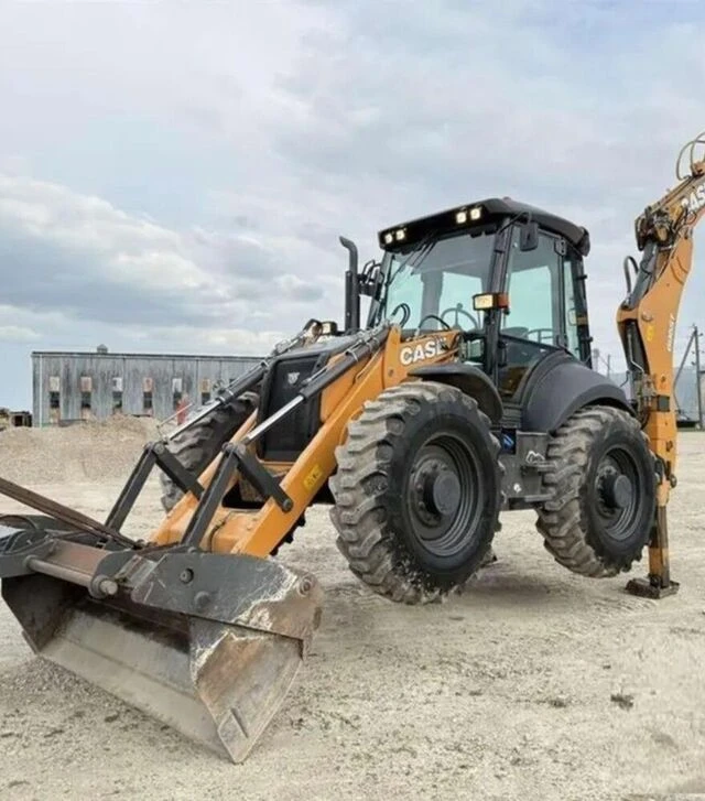 Экскаватор-погрузчик CASE 695ST, 2018 г.в., 4170 м/ч, б/у